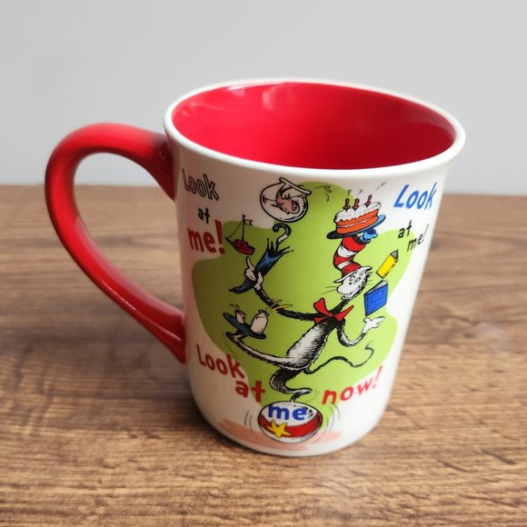 Dr. Seuss Cat in the Hat "It's Fun to Have Fun" Mug (2013) - Picture 1 of 3